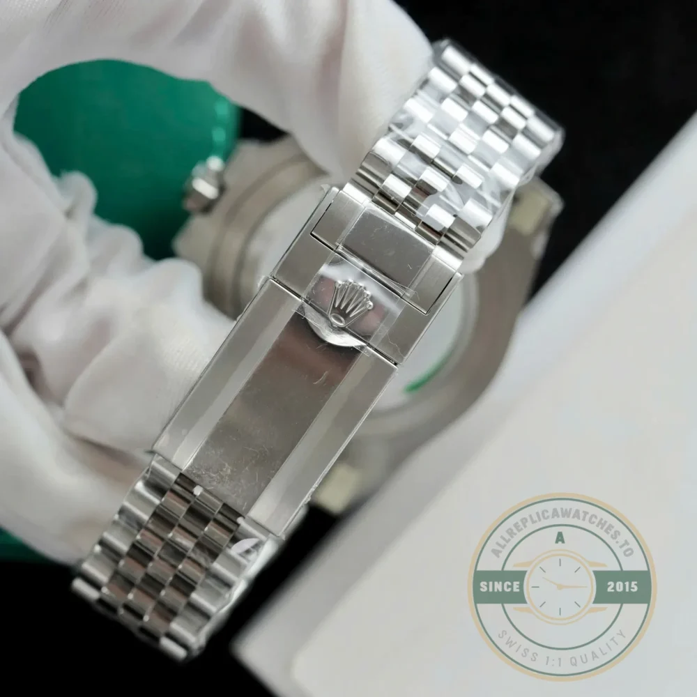 Replica Rolex GMT-Master II Jubilee Absinthe 40mm 126729VTNR