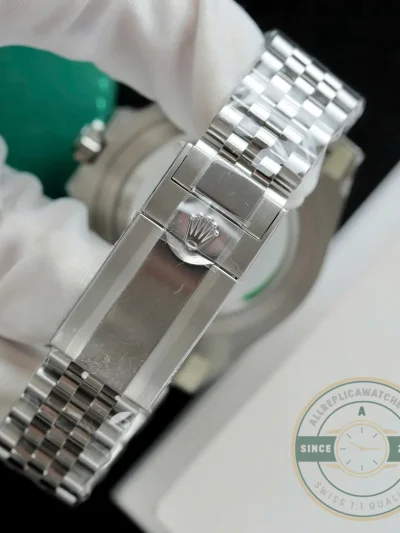 Replica Rolex GMT-Master II Jubilee “Absinthe” 40mm 126729VTNR - Premium Super Clone Watch