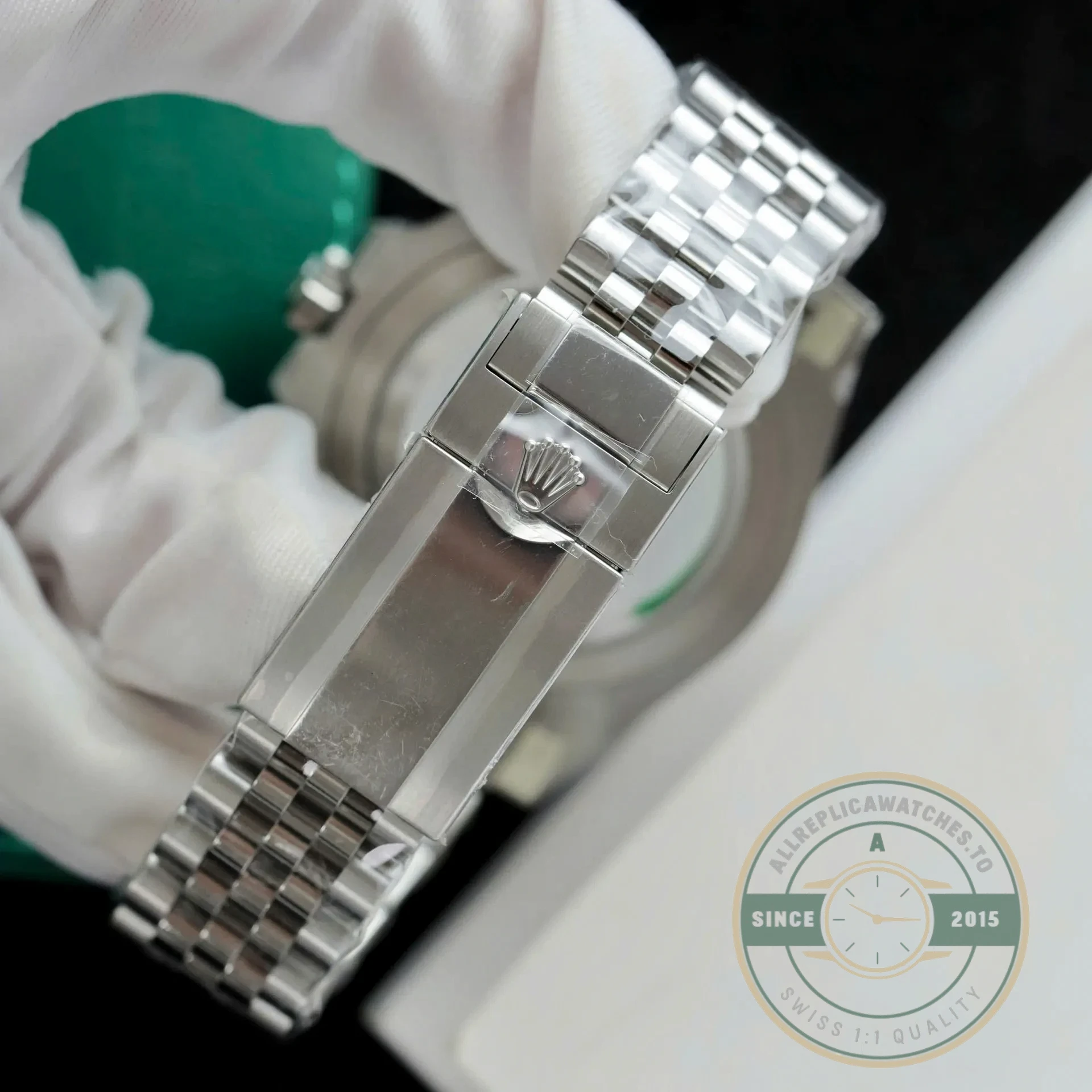 Replica Rolex GMT-Master II Jubilee “Absinthe” 40mm 126729VTNR - Premium Super Clone Watch