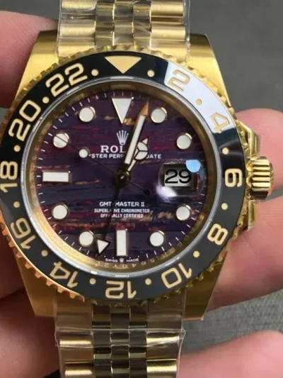 Replica Rolex GMT-Master II Tiger Iron Dial 40mm 126718GRNR - Factory Super Clone Watch