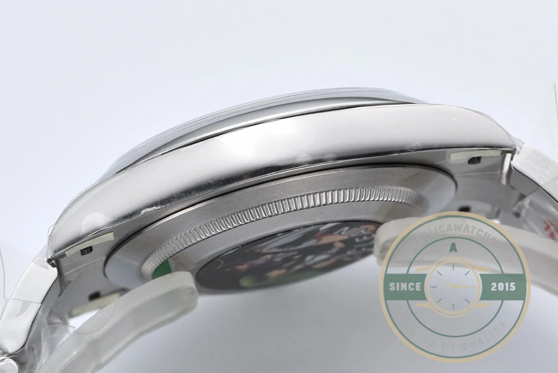 Replica Rolex oyster perpetual M124300-0008 41mm - 1:1 Swiss Replica Watch