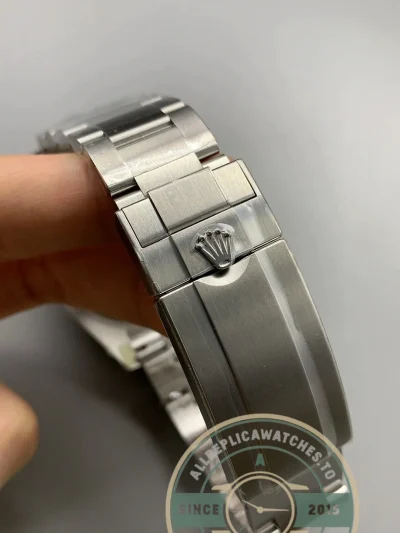 Replica Rolex Sea-Dweller Series m126600-0001 43mm - Affordable Super Clone Watch