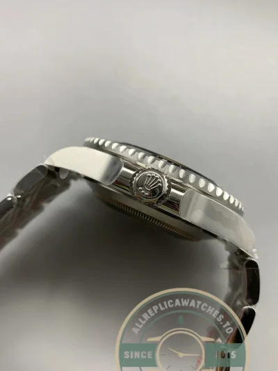 Replica Rolex Sea-Dweller Series m126600-0001 43mm - High-Grade Replica Watch
