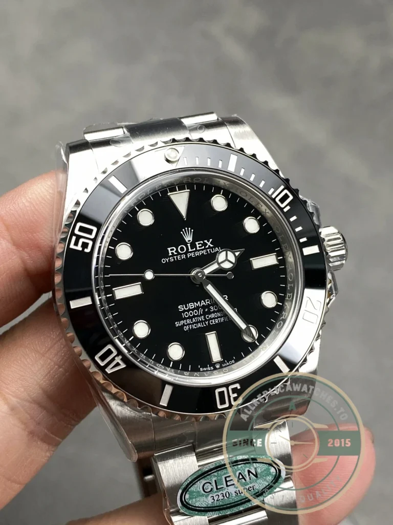 Rolex Submariner super clone in hand, a model that houses the VS3235 clone movement