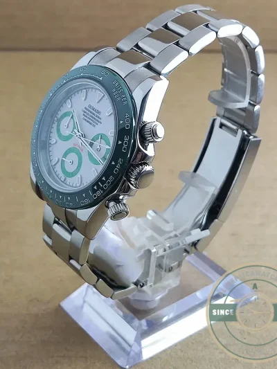 Replica Rolex Super Universe Chronograph Daytona 116500 Green Bezel - Luxury Replica Watch