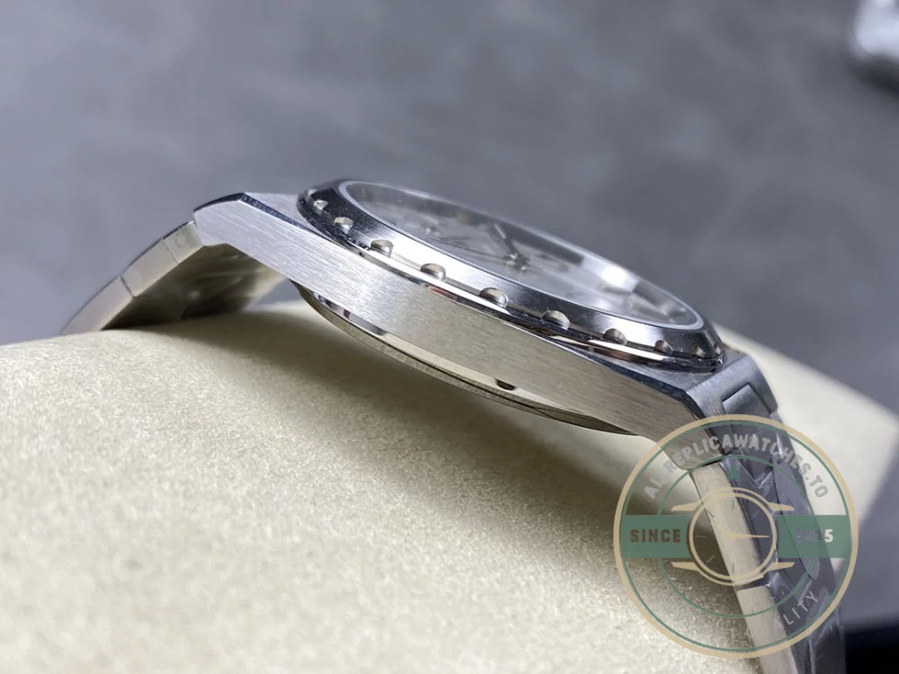 Replica Vacheron Constantin Historiques 4200H222A-B934 White Dial - Luxury Replica Watch