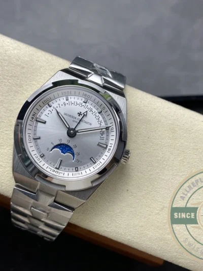 Replica Vacheron Constantin Overseas Series 4000V, White Dial 41mm - Affordable Luxury Replica Timepiece