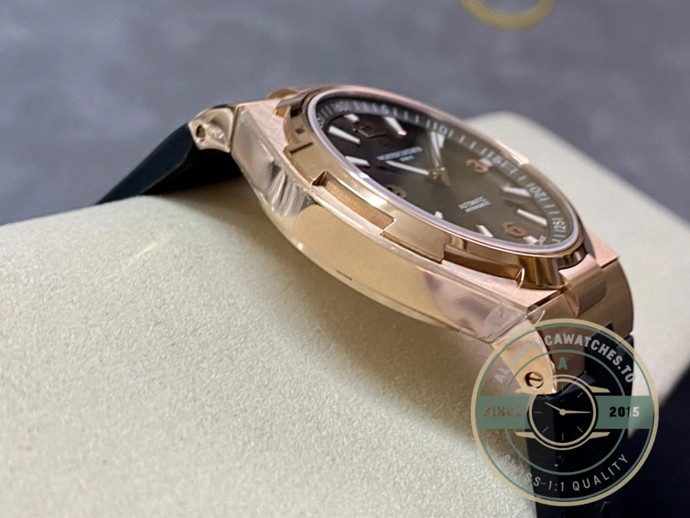 Replica Vacheron Constantin Overseas Series 47040/000R-9666, 42mm - Swiss Movement Replica Watch