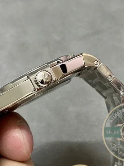 Replica Vacheron Constantin Overseas Series 47040/B01A-9093 - Swiss Movement Replica Watch