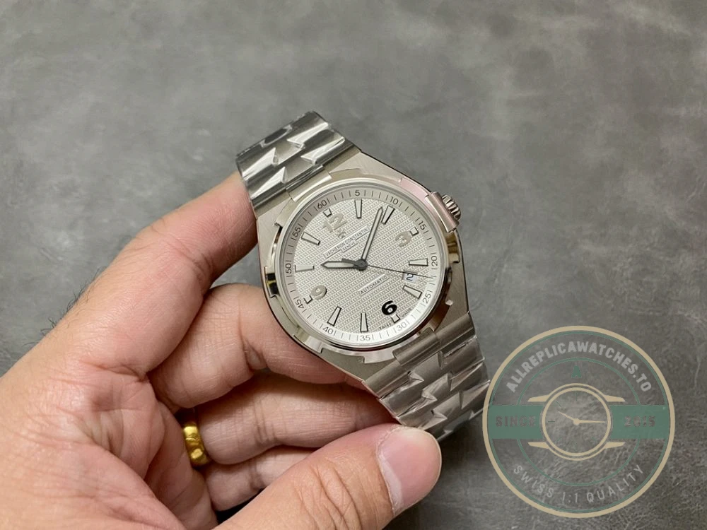 Replica Vacheron Constantin Overseas Series 47040/B01A-9093 - Affordable Super Clone Watch