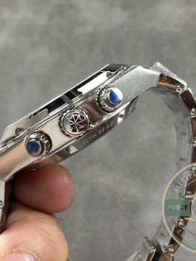 Replica Vacheron Constantin Overseas Series 5520V/210A-B148, 42.5mm - Factory Super Clone Watch