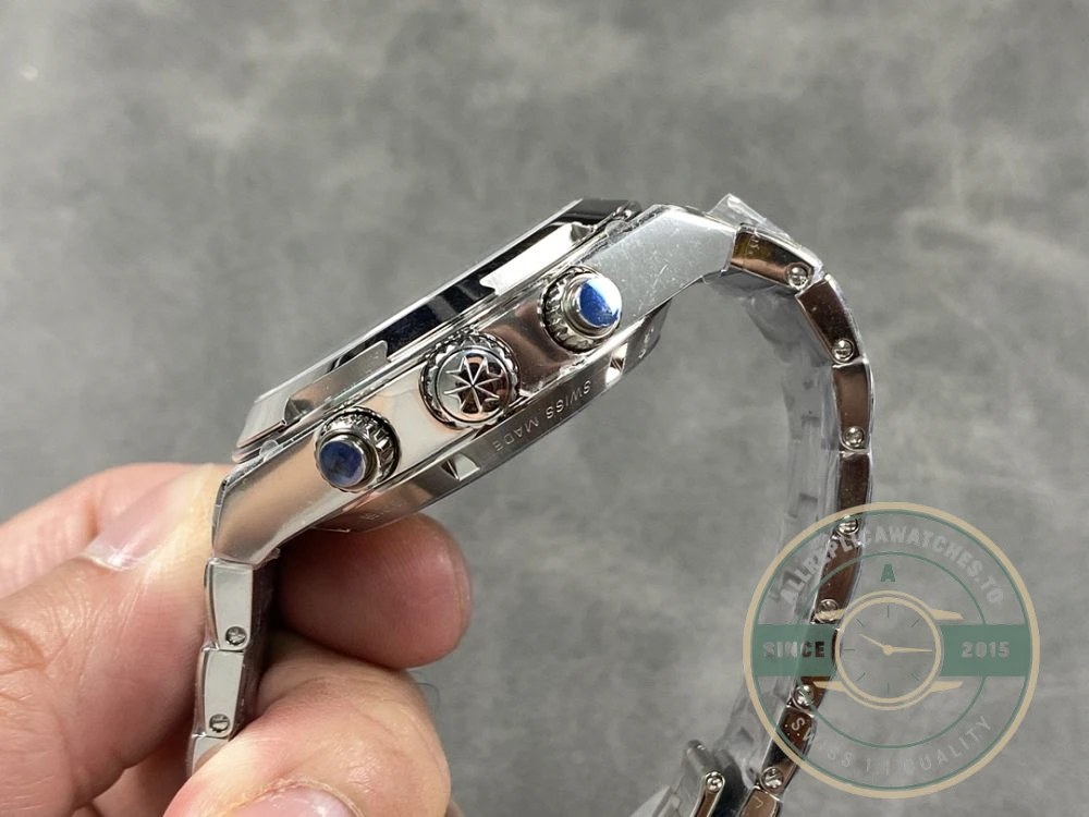 Replica Vacheron Constantin Overseas Series 5520V/210A-B148, 42.5mm - Factory Super Clone Watch