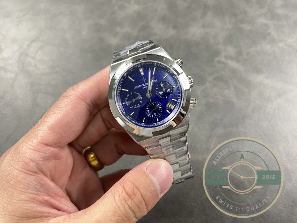 Replica Vacheron Constantin Overseas Series 5520V/210A-B148, 42.5mm - High-Grade Replica Watch
