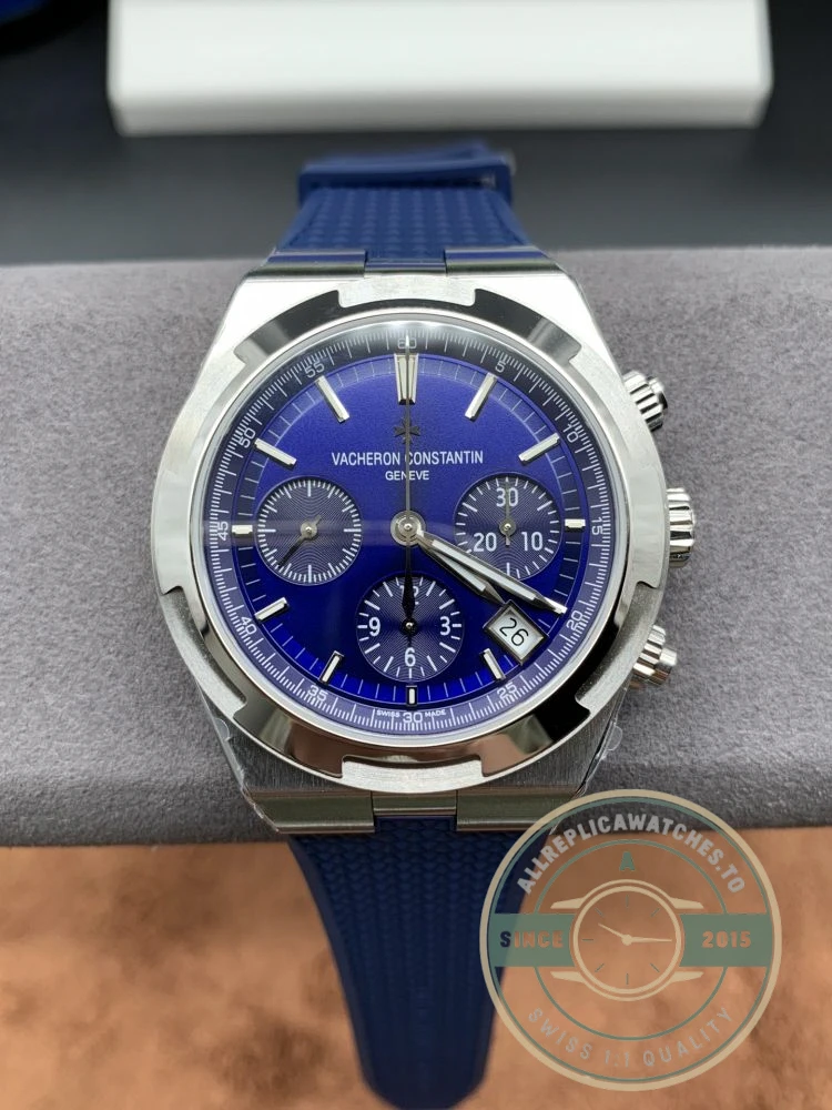 Replica Vacheron Constantin Overseas Series 5520V/210A-B148 - Swiss Movement Replica Watch