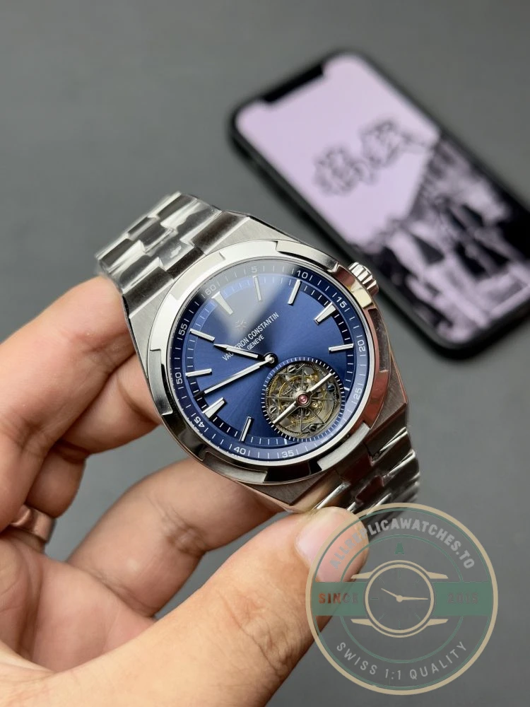 Replica Vacheron Constantin Overseas Series 6000V/210T-H032 Silver Strap - Swiss-Made Clone Watch