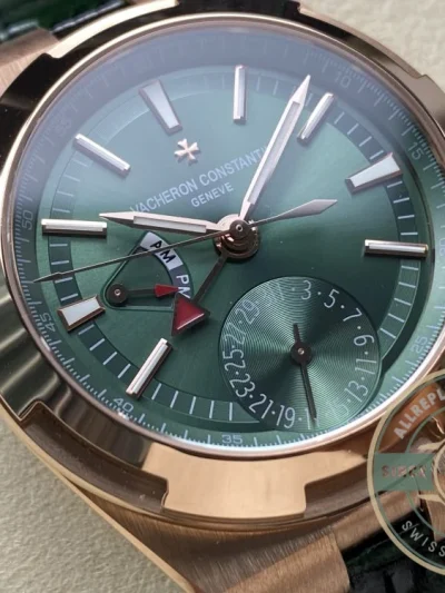 Replica Vacheron Constantin Overseas Series 7920V/210R-B965 41mm Green Dial - Top-Tier Swiss Replica Watch