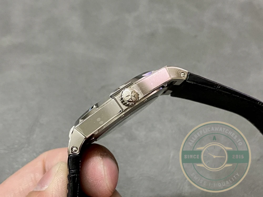 Replica Vacheron Constantin Overseas Series P47040/000A-9008, 42mm - High-Grade Replica Watch