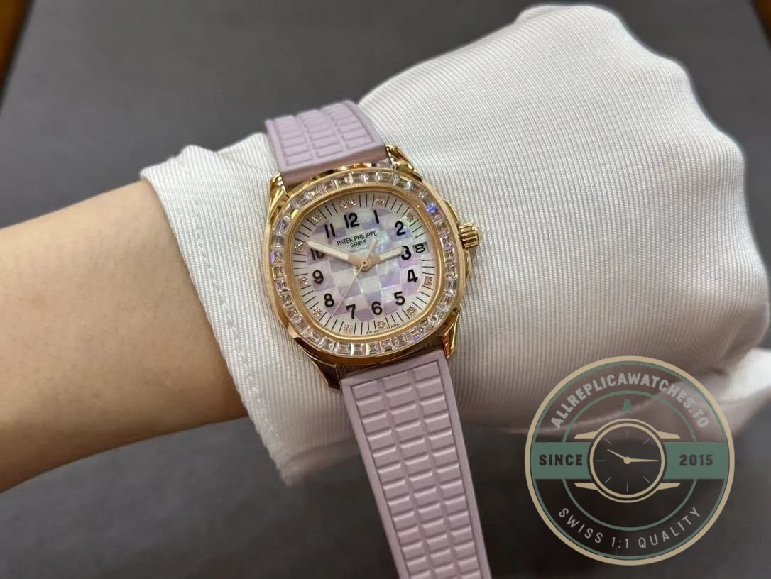 Superclone Aquanaut 5072R-001 Patek Philippe 35.6 mm, Rose gold 5072R-001 - Swiss Movement Replica Watch