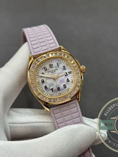 Superclone Aquanaut 5072R-001 Patek Philippe 35.6 mm, Rose gold 5072R-001 - 1:1 Swiss Replica Watch
