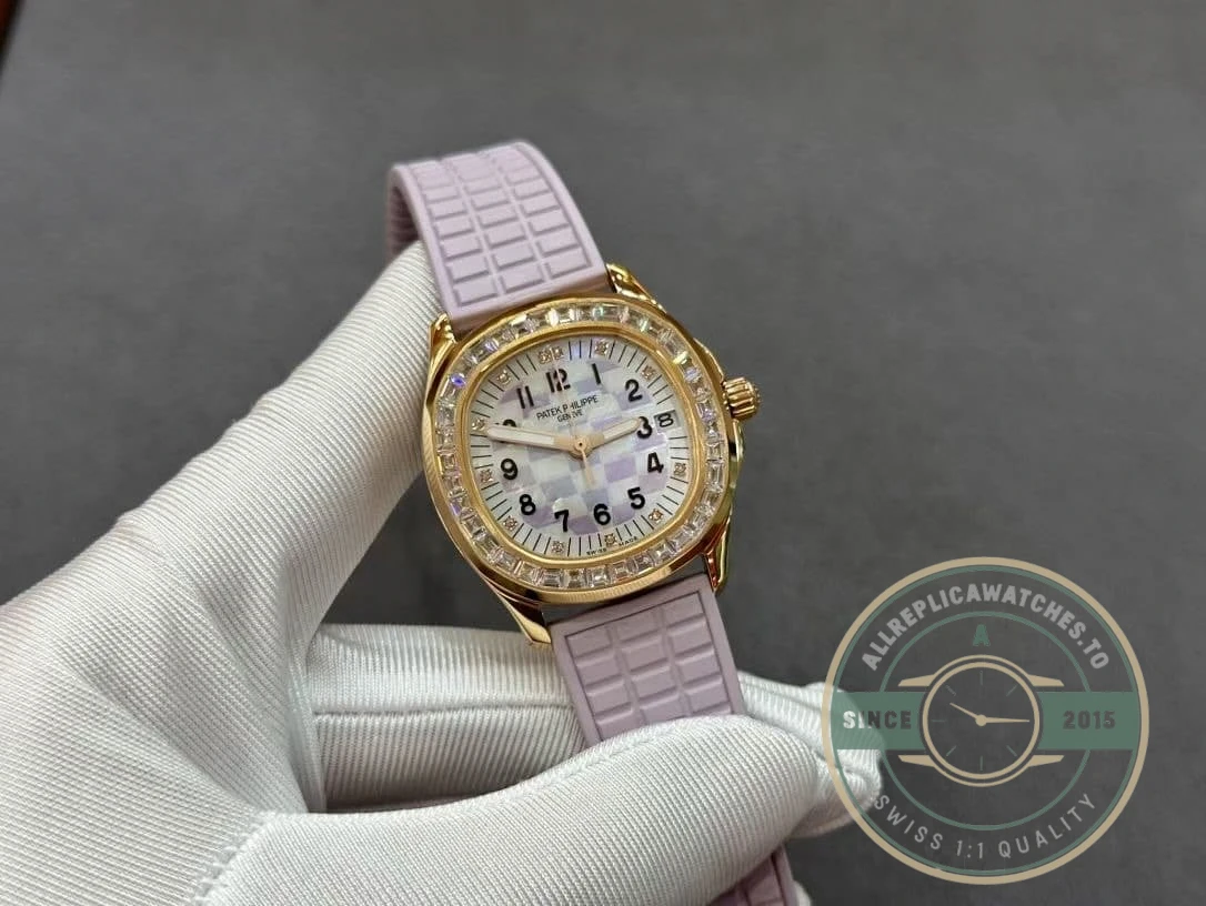 Superclone Aquanaut 5072R-001 Patek Philippe 35.6 mm, Rose gold 5072R-001 - 1:1 Swiss Replica Watch