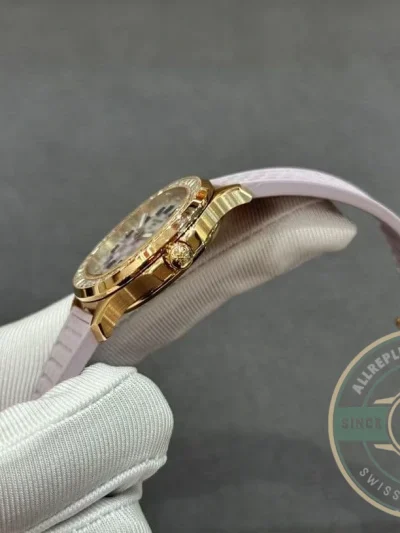 Superclone Aquanaut 5072R-001 Patek Philippe 35.6 mm, Rose gold 5072R-001 - Budget Luxury Replica Watch