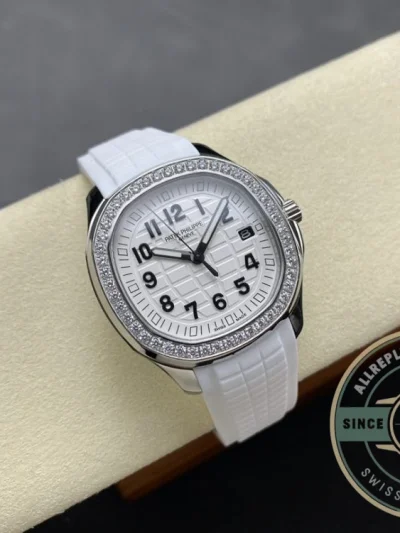 Superclone Aquanaut 5267/200A-010, Patek Philippe Luce 38.8 mm, Steel - High-Grade Replica Watch