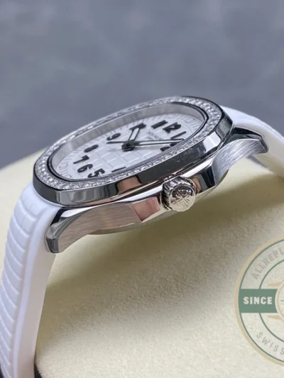 Superclone Aquanaut 5267/200A-010, Patek Philippe Luce 38.8 mm, Steel - Affordable Super Clone Watch