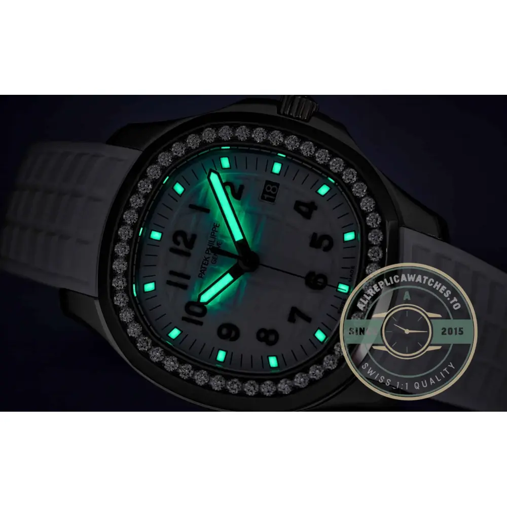 Superclone Aquanaut 5267/200A-010, Patek Philippe Luce 38.8 mm, Steel - Luxury Replica Watch