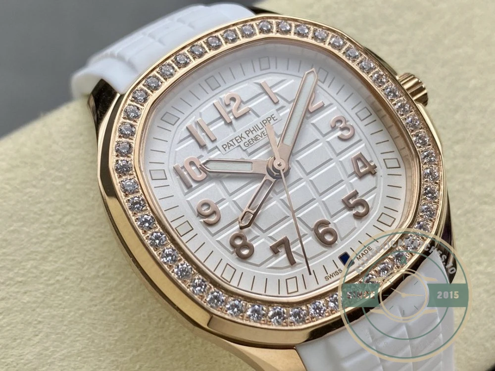 Superclone Aquanaut 5269/200R-001 Patek Philippe Luce Travel Time 38.8 mm, Rose gold - Affordable Luxury Replica Timepiece