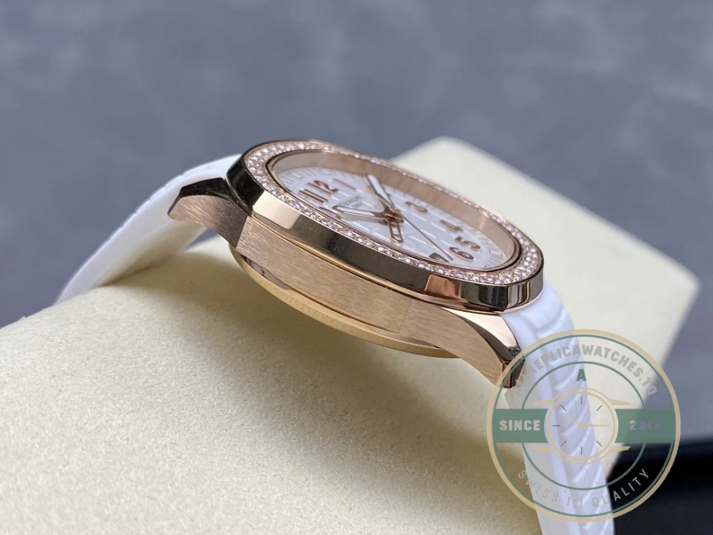 Superclone Aquanaut 5269/200R-001 Patek Philippe Luce Travel Time 38.8 mm, Rose gold - High-Grade Replica Watch