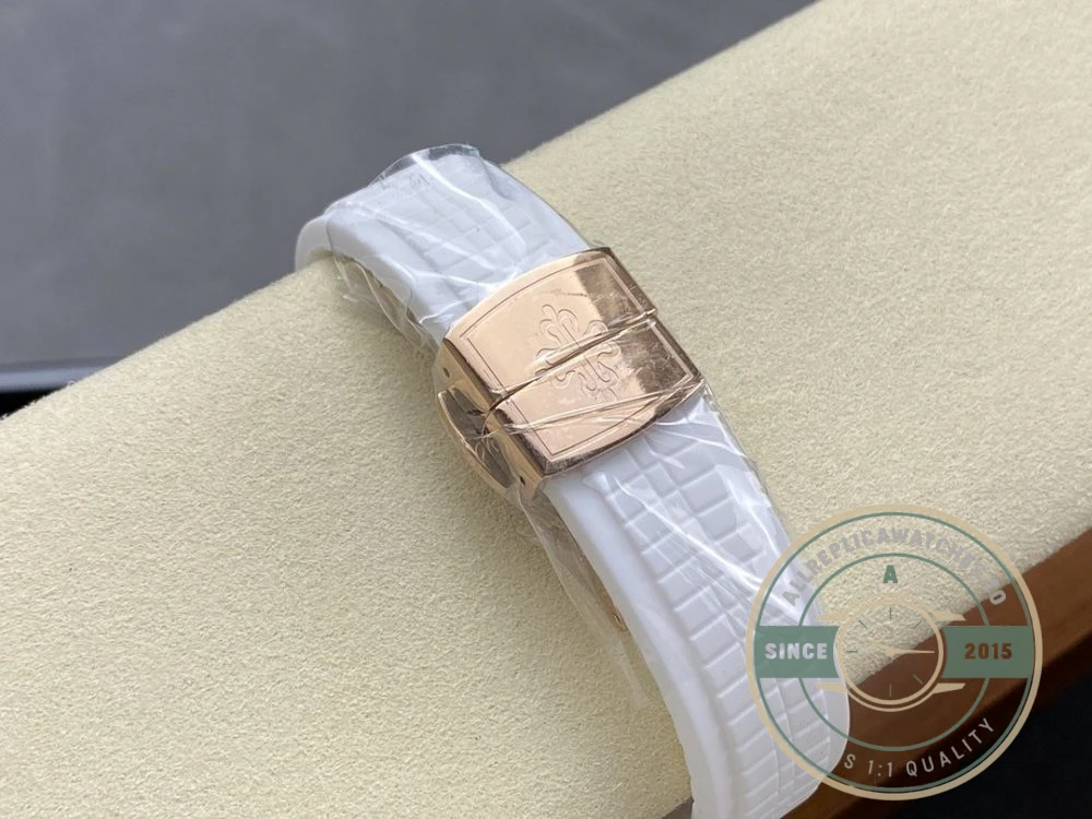 Superclone Aquanaut 5269/200R-001 Patek Philippe Luce Travel Time 38.8 mm, Rose gold - Affordable Super Clone Watch