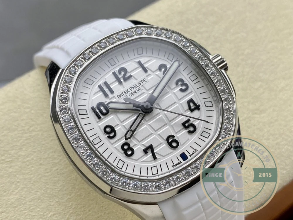 Superclone Aquanaut 5269/200R-001 Patek Philippe Luce Travel Time 38.8 mm, White gold - Affordable Luxury Replica Timepiece