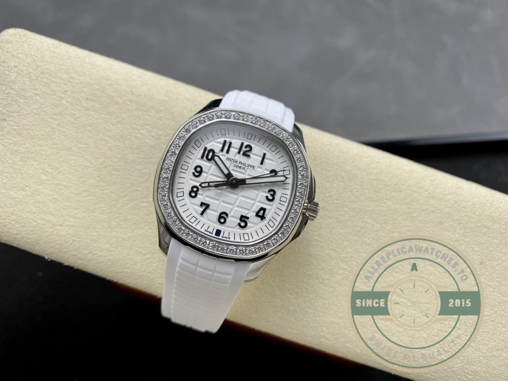 Superclone Aquanaut 5269/200R-001 Patek Philippe Luce Travel Time 38.8 mm, White gold - Top-Tier Swiss Replica Watch