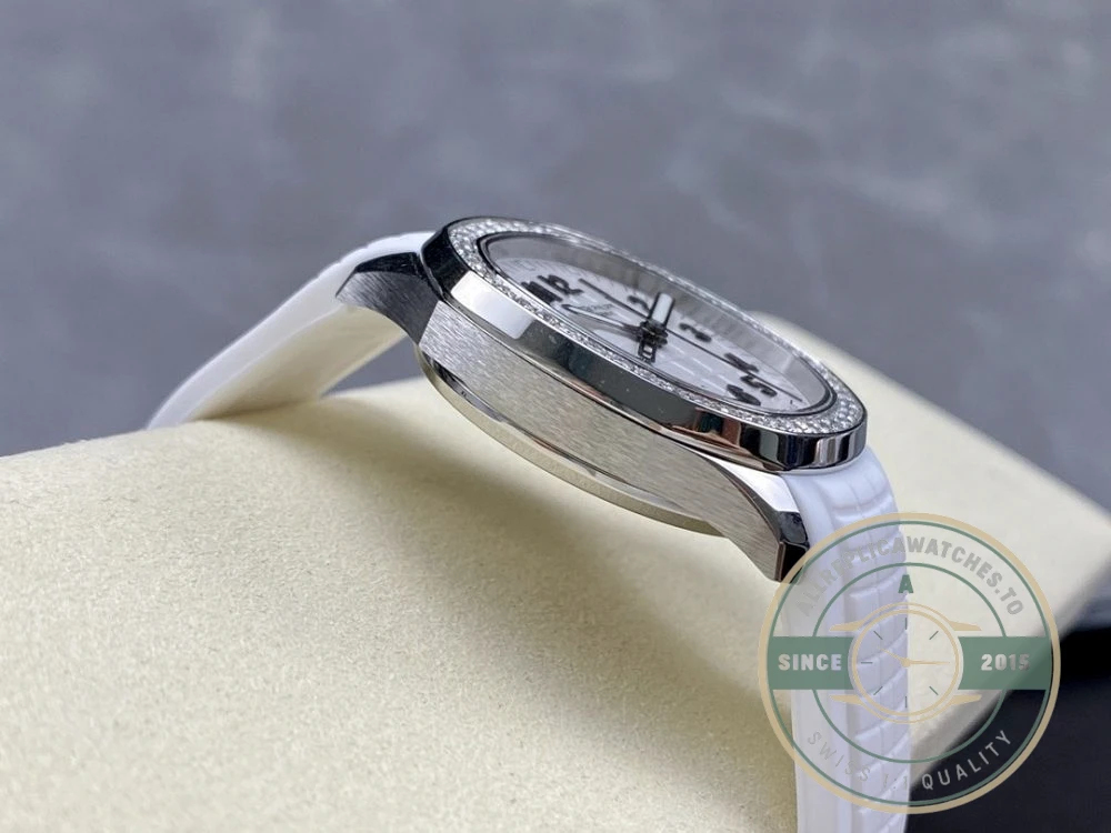 Superclone Aquanaut 5269/200R-001 Patek Philippe Luce Travel Time 38.8 mm, White gold - Swiss Movement Replica Watch