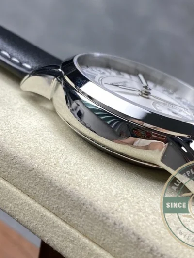 Superclone Complications 5224R-001 Patek Philippe 24-HOUR DISPLAY, TRAVEL TIME. 42 mm, White Gold - Swiss-Made Clone Watch