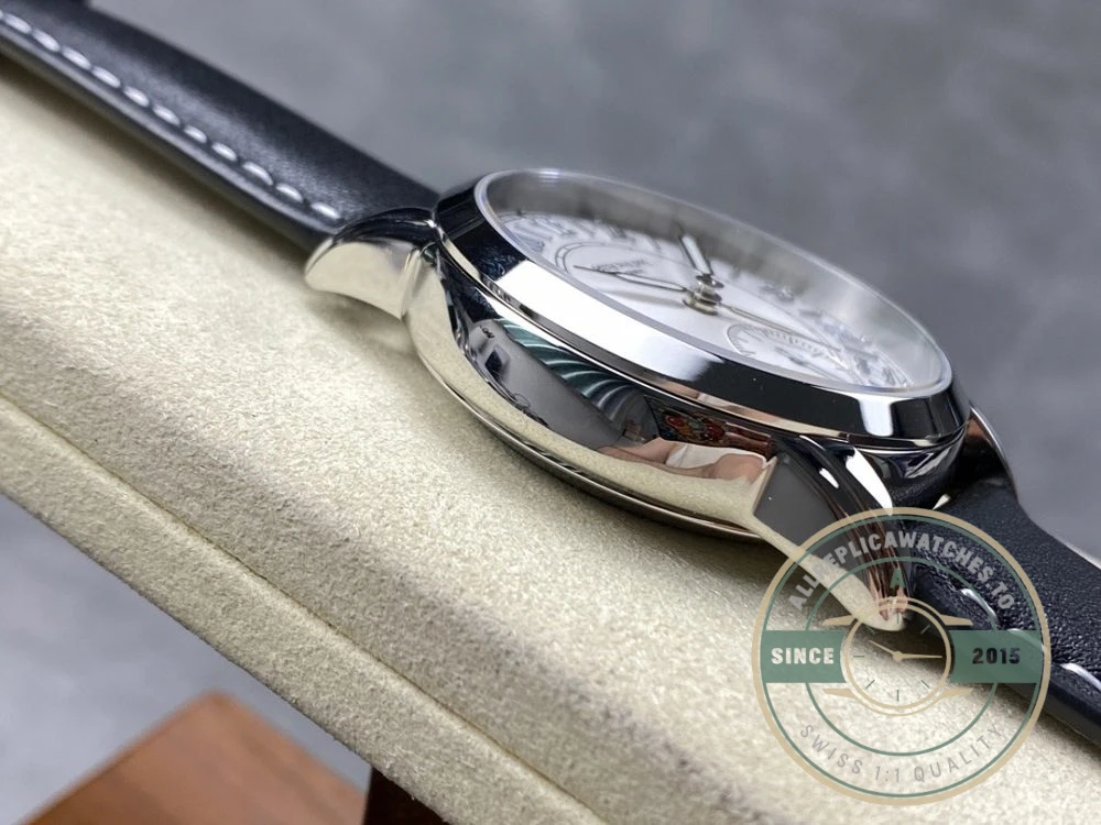Superclone Complications 5224R-001 Patek Philippe 24-HOUR DISPLAY, TRAVEL TIME. 42 mm, White Gold - Swiss-Made Clone Watch