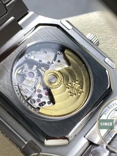 Superclone Cubitus 5821/1AR Patek Philippe 45 mm Blue Dial, Diamond - Affordable Luxury Replica Timepiece