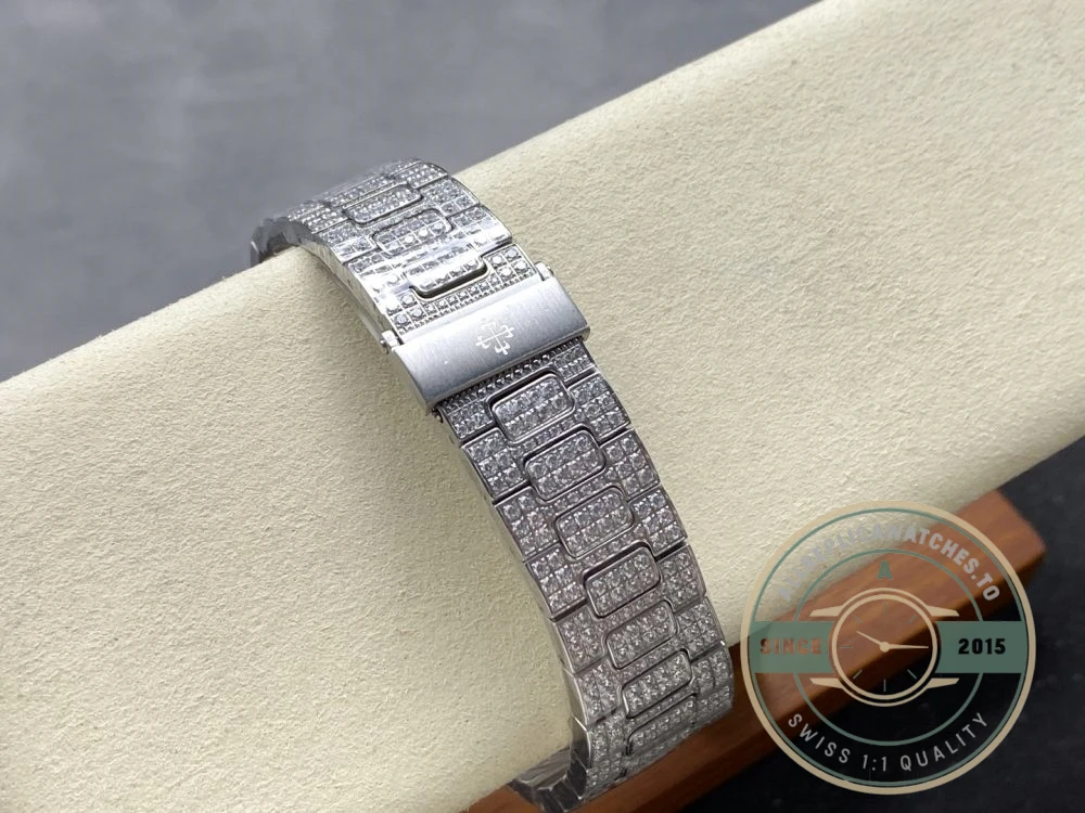Superclone Cubitus 5821/1AR Patek Philippe 45 mm Blue Dial, Diamond - Best Quality Replica Watch