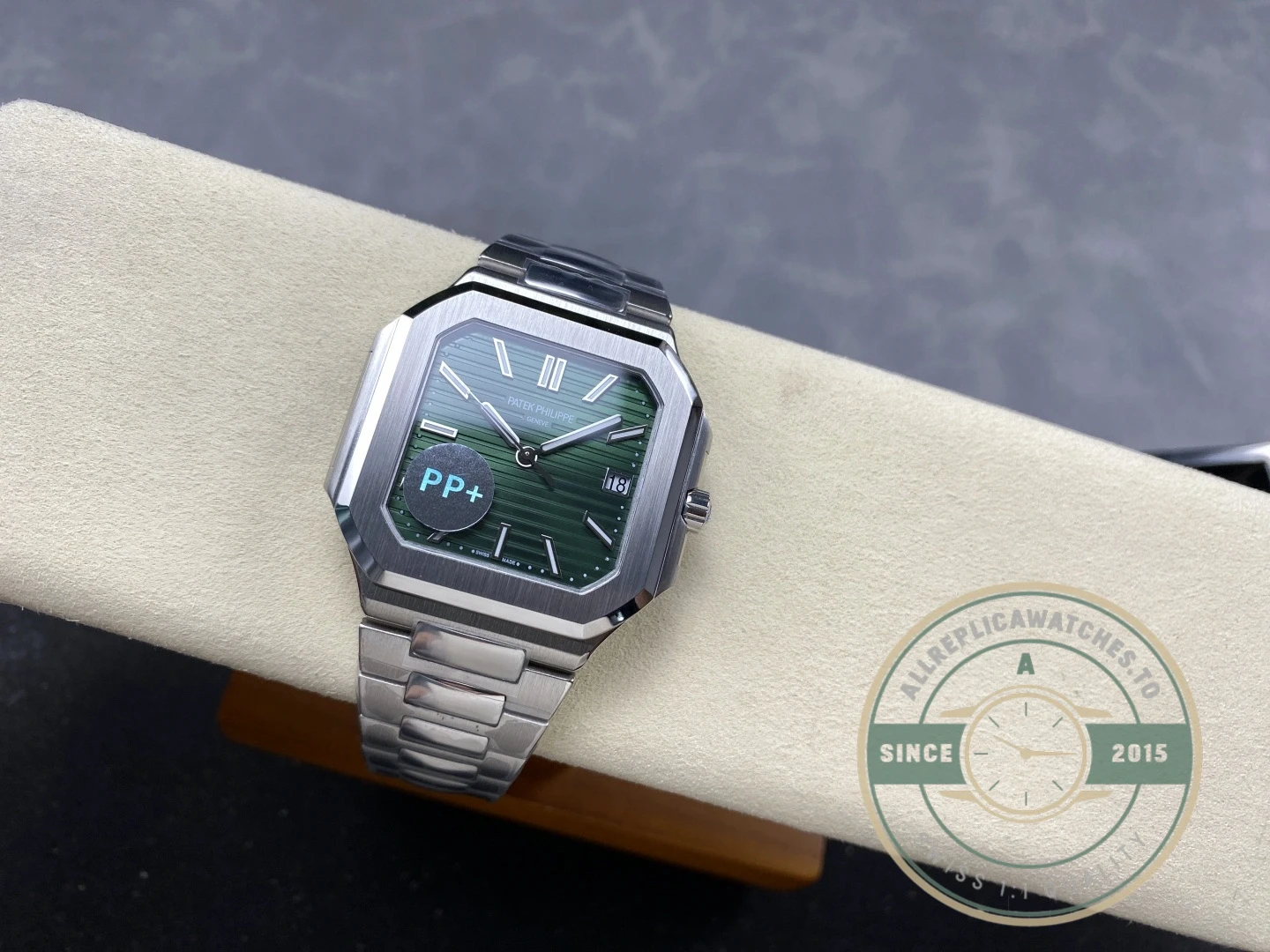 Superclone Cubitus 5821 Patek Philippe 45 mm Green Dial - Premium Super Clone Watch