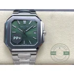 Crown at 3 o'clock protected by the case flank of the steel Cubitus 5821 with emerald green dial