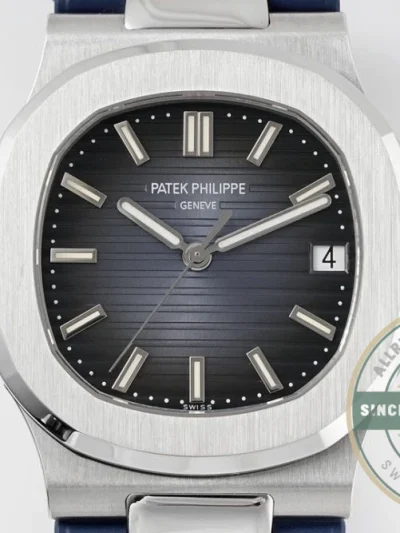 Superclone Nautilus 5711-001 Patek Philippe 40 mm, Dark Blue Dial, Blue Rubber - Swiss Movement Replica Watch
