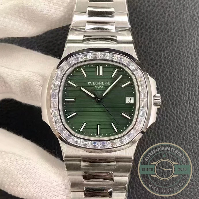 Superclone Nautilus 5711-1300A-001 Patek Philippe 40 mm, Green Dial, Baguette Bezel - Budget Luxury Replica Watch