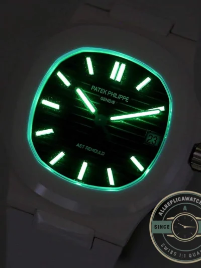 Superclone Nautilus 5711/1A-018 Patek Philippe 40 mm, Rubber Strap Black Dial - Premium Super Clone Watch