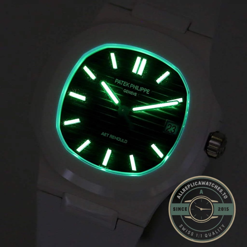 Superclone Nautilus 5711/1A-018 Patek Philippe 40 mm, Rubber Strap Black Dial - Premium Super Clone Watch