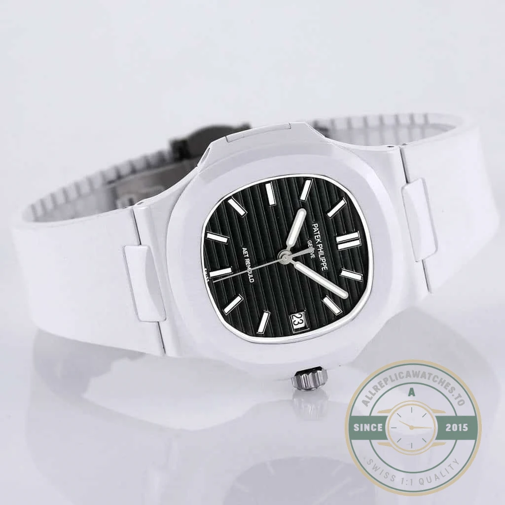 Superclone Nautilus 5711/1A-018 Patek Philippe 40 mm, Rubber Strap Black Dial - 1:1 Swiss Replica Watch
