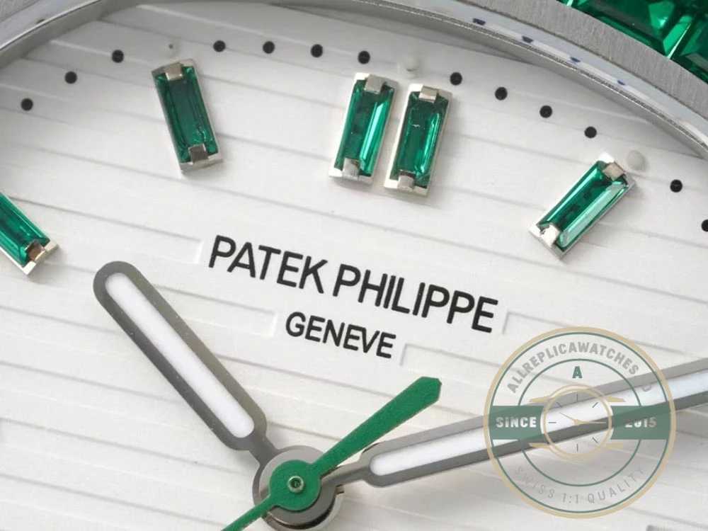 Superclone Nautilus 5711/1A-018 Patek Philippe 40 mm, Stainless Steel White Dial Iced out - Factory Super Clone Watch