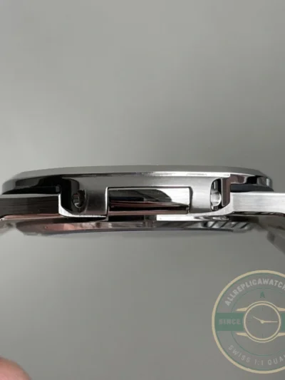 Superclone Nautilus 5711/1A 40 mm, Stainless Steel, Black Dial - Top-Tier Swiss Replica Watch