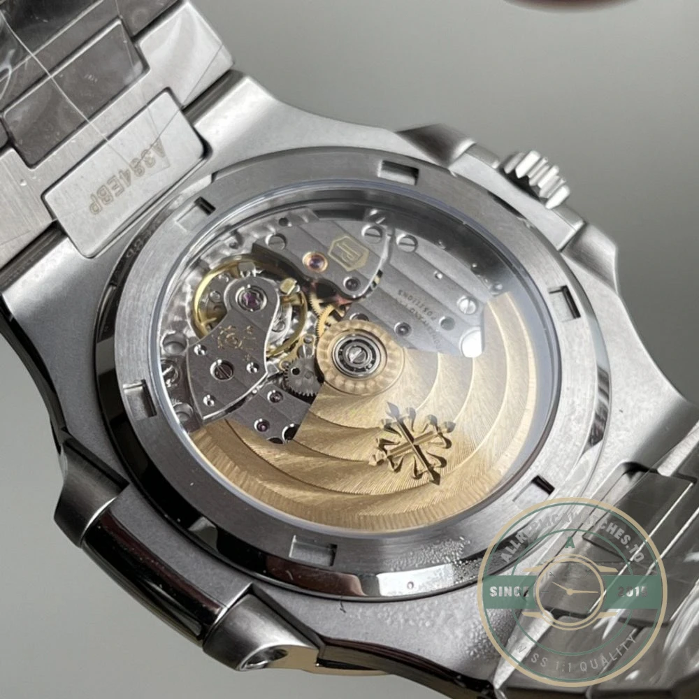 Superclone Nautilus 5711/1A 40 mm, Stainless Steel, Black Dial - Luxury Replica Watch