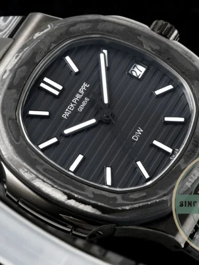 Superclone Nautilus 5711/1A Patek Philippe Carbon 40 mm, Carbon, Black Dial - Affordable Luxury Replica Timepiece