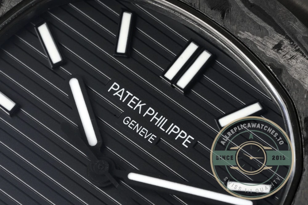 Superclone Nautilus 5711/1A Patek Philippe Carbon 40 mm, Carbon, Black Dial - Top-Tier Swiss Replica Watch